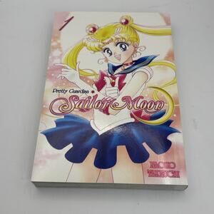 Sailor Moon Pretty Guardian Volume 1 Manga by Naoko Takeuchi Kodansha Comics